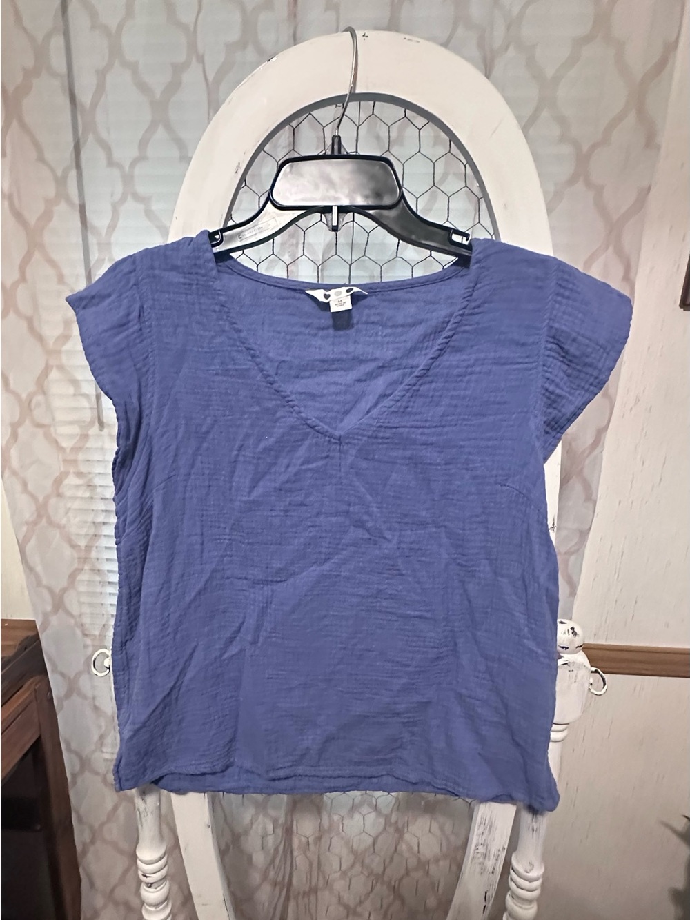 Three Dots Periwinkle Blue Short Sleeve V-Neck Top